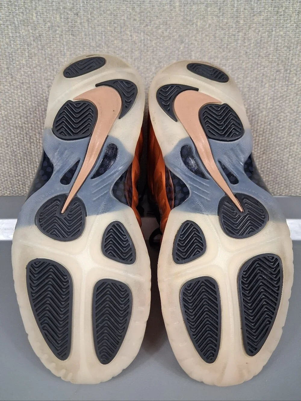 Nike Little Posite One Shoes Kids 5.5Y Black Metallic Copper Basketball Athletic